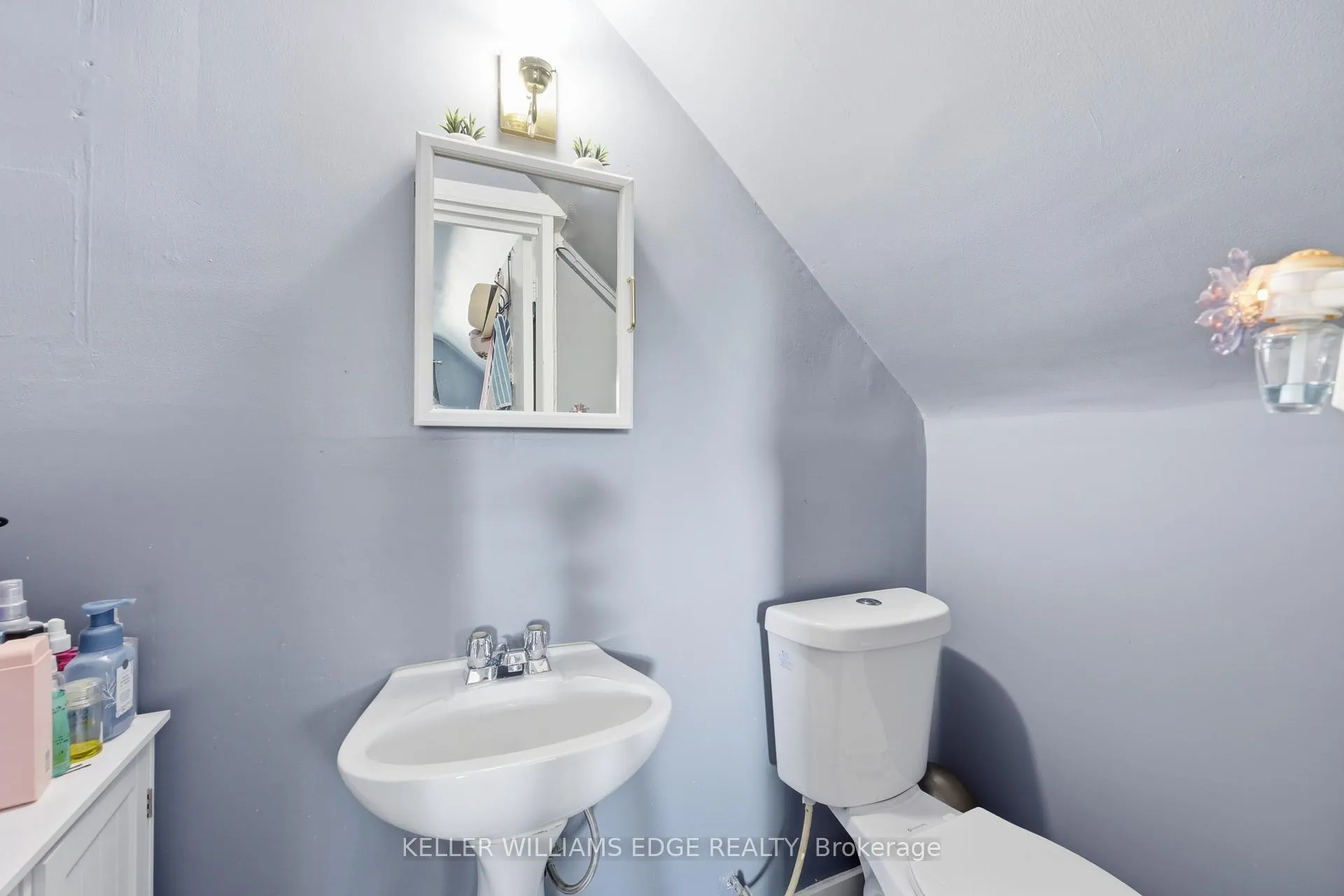 Photo 11 of 96 East 27th Street, Hamilton, Eastmount — HOMEH