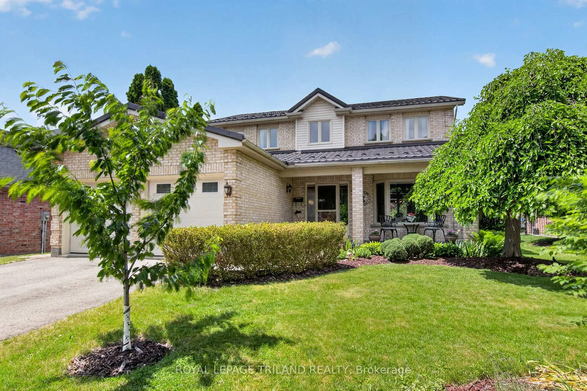 Front of 46 Garden Walk