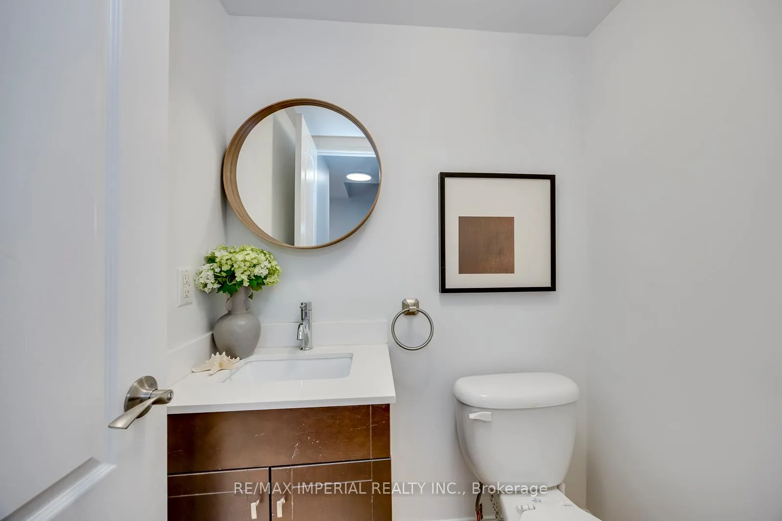 Photo 19 of 592 Candlestick Circle, Mississauga, Hurontario — HOMEH