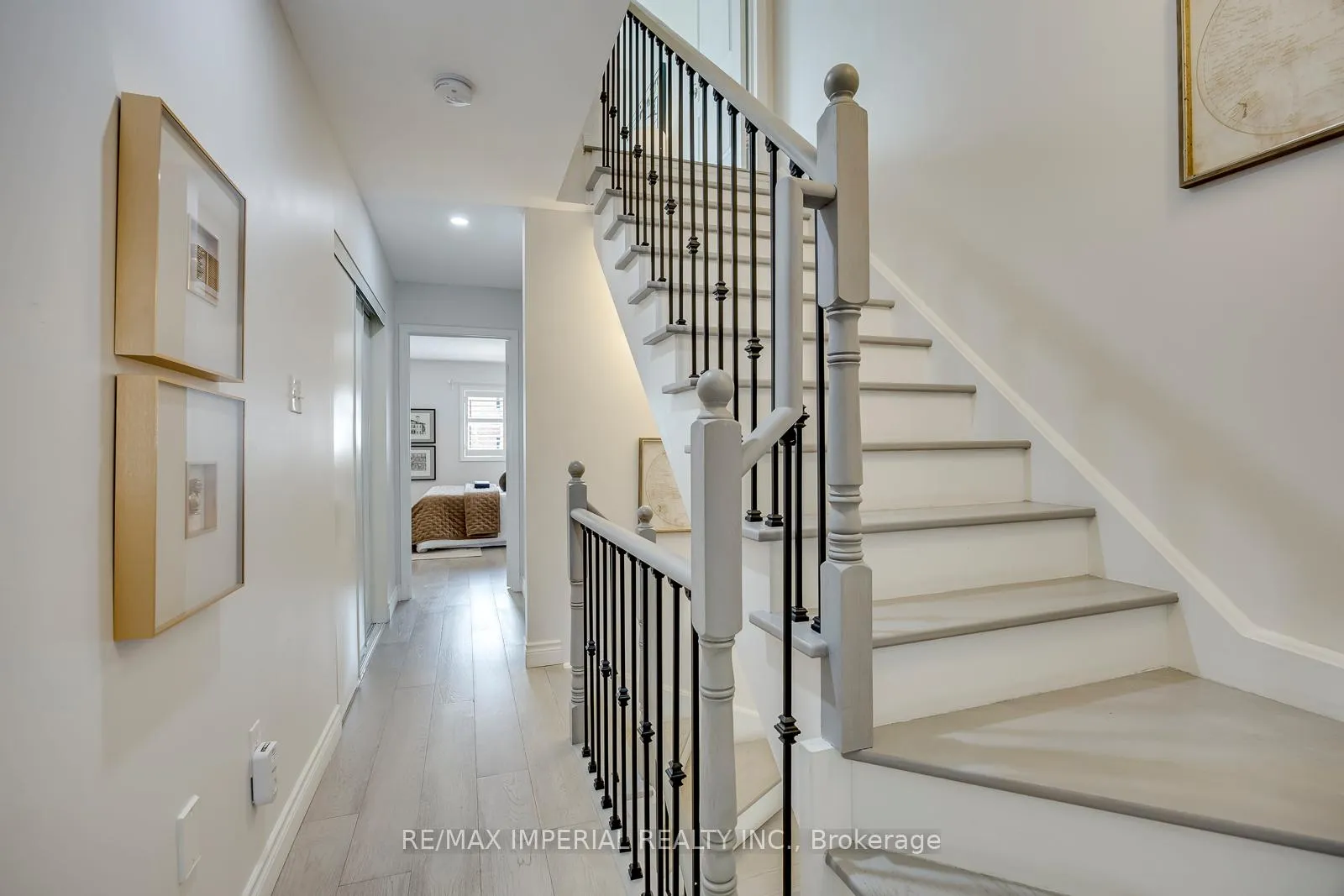 Photo 22 of 592 Candlestick Circle, Mississauga, Hurontario — HOMEH