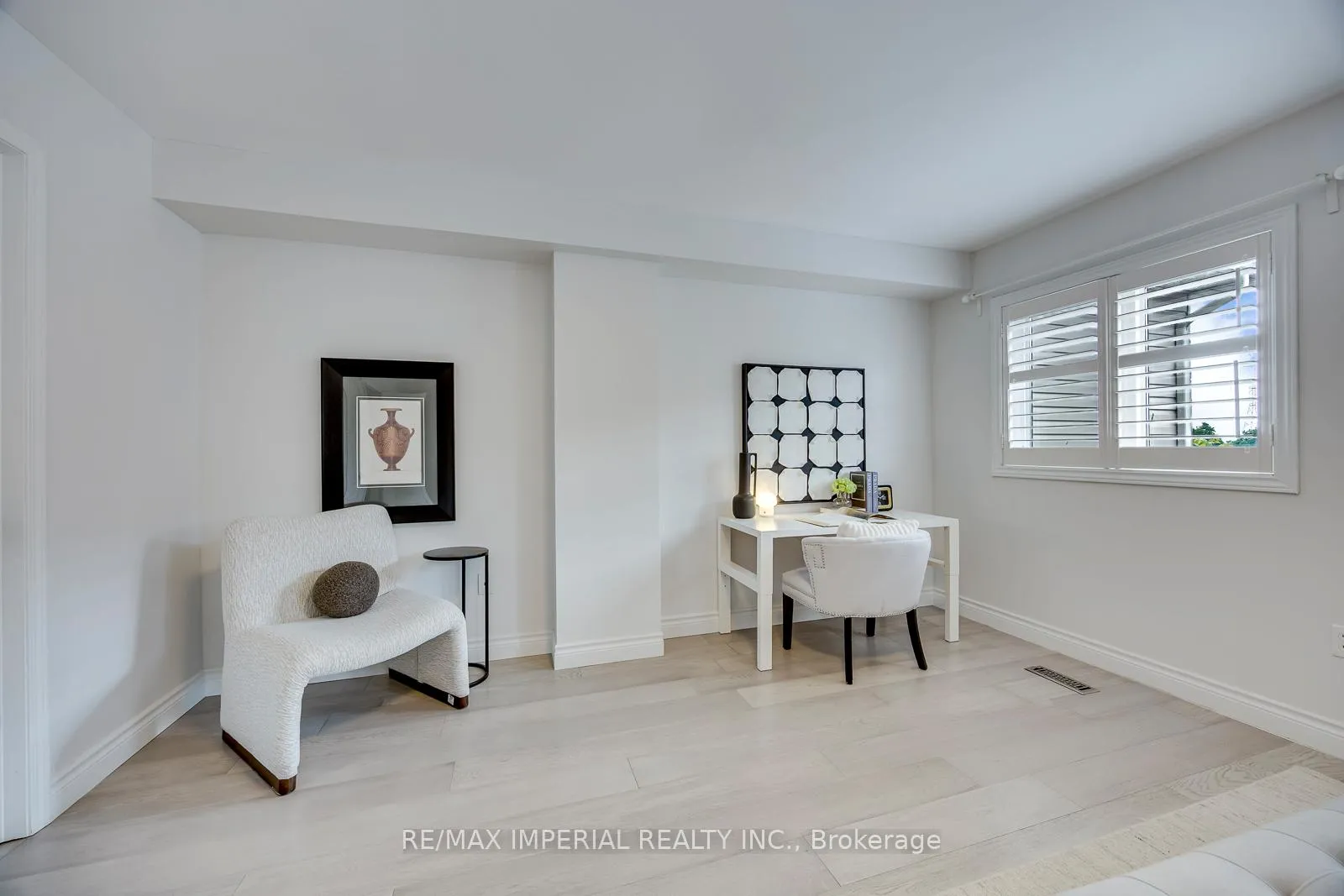 Photo 30 of 592 Candlestick Circle, Mississauga, Hurontario — HOMEH