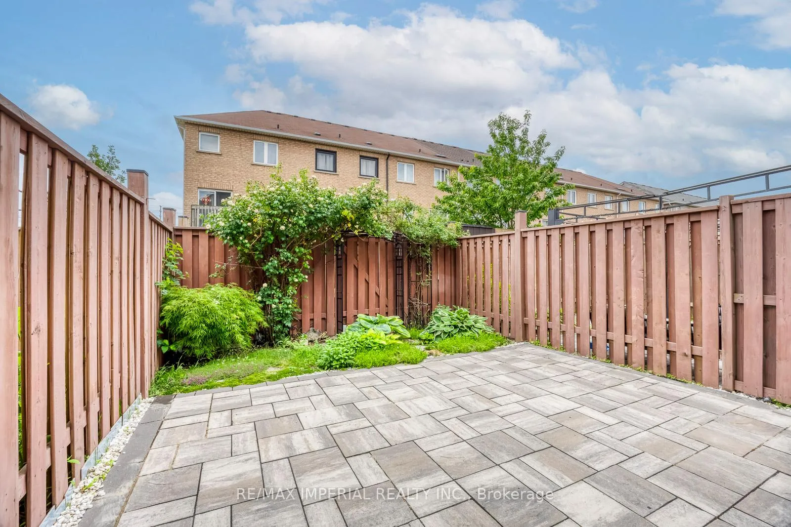 Photo 47 of 592 Candlestick Circle, Mississauga, Hurontario — HOMEH