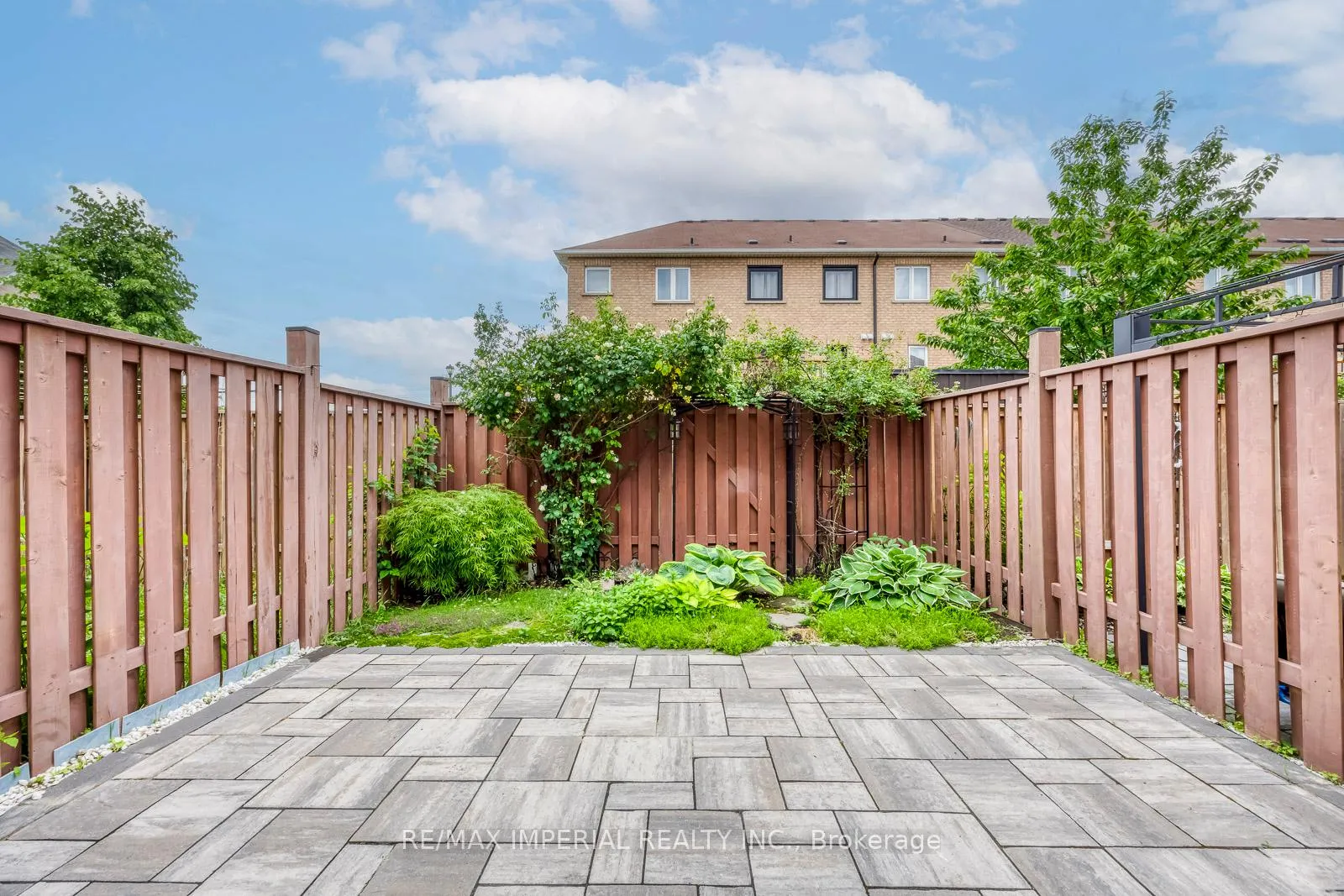 Photo 48 of 592 Candlestick Circle, Mississauga, Hurontario — HOMEH