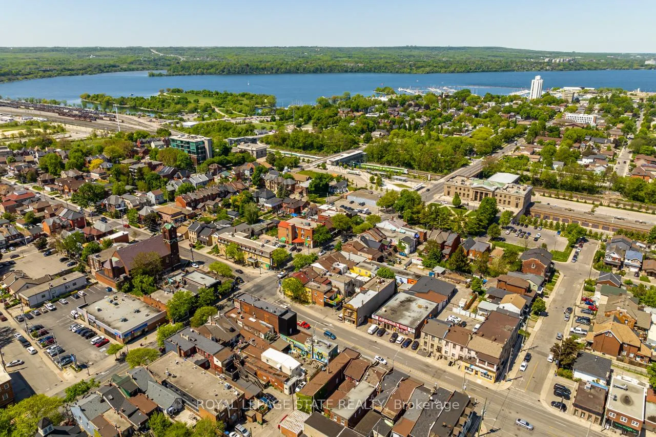 Photo 19 of 18 Barton Street E, Hamilton, Beasley — HOMEH