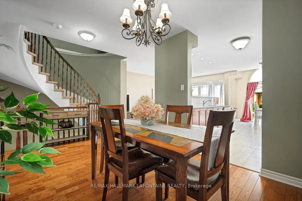 Photo 10 of 417 June Court, Ottawa, Mer Bleue/Bradley Estates/Anderson Park — HOMEH