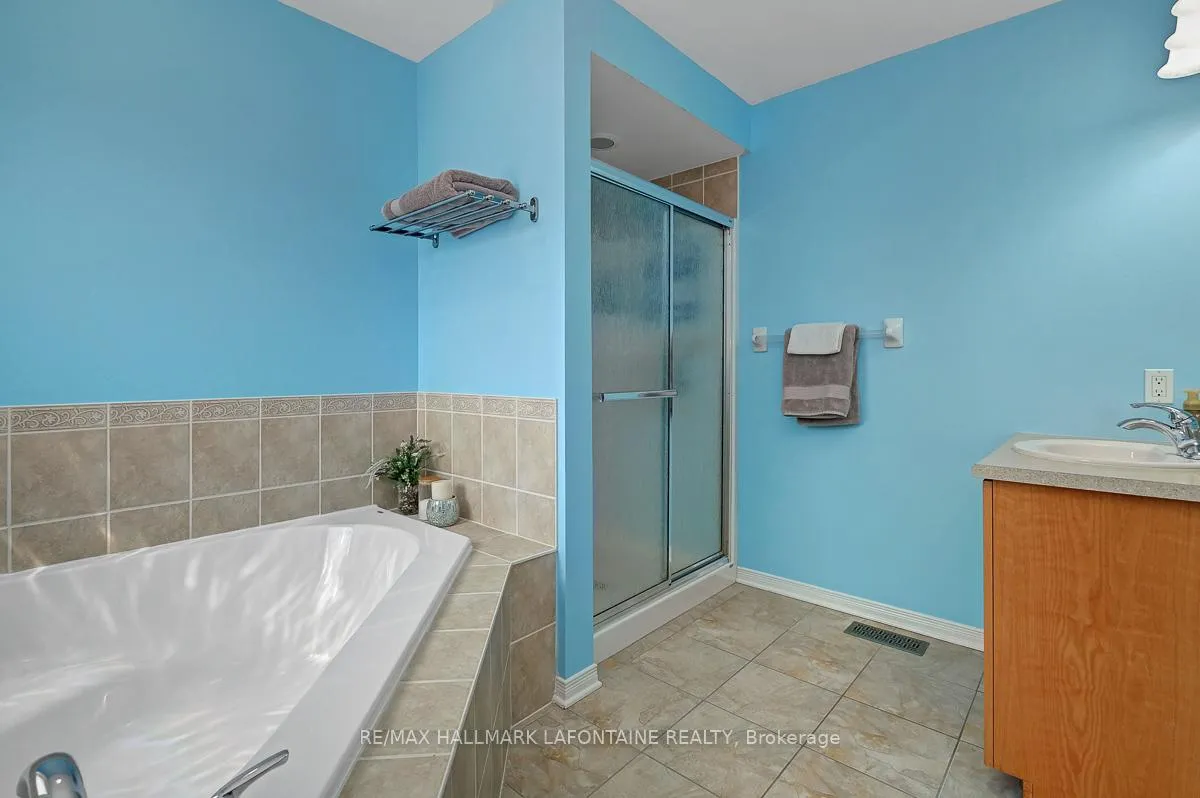 Photo 21 of 417 June Court, Ottawa, Mer Bleue/Bradley Estates/Anderson Park — HOMEH
