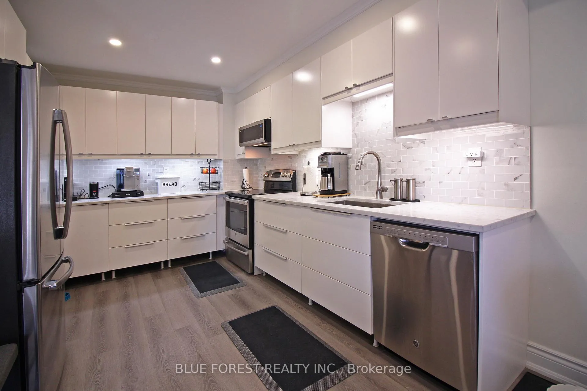 Photo 8 of Unit 8, 590 Millbank Drive, London, South Y — HOMEH