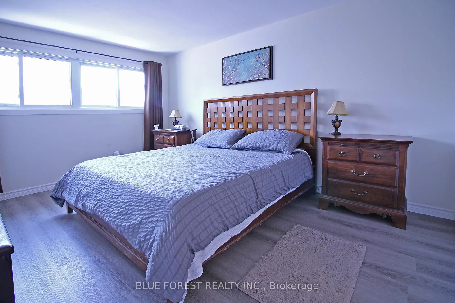 Photo 15 of Unit 8, 590 Millbank Drive, London, South Y — HOMEH