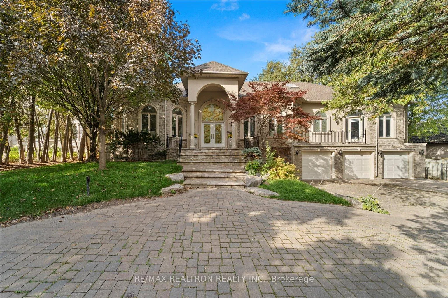 Photo 1 of 48 Arnold Avenue, Vaughan, Crestwood-Springfarm-Yorkhill — HOMEH
