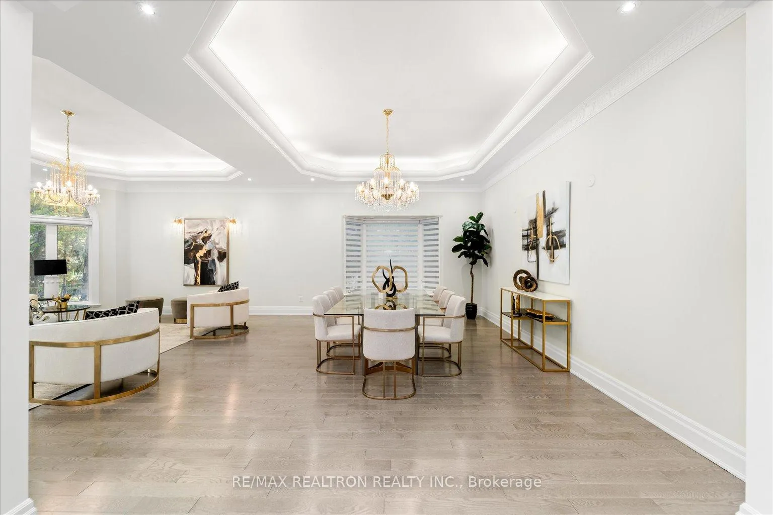 Photo 6 of 48 Arnold Avenue, Vaughan, Crestwood-Springfarm-Yorkhill — HOMEH
