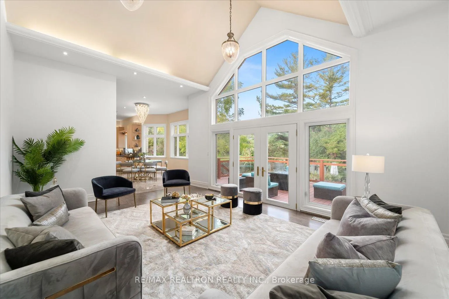 Photo 22 of 48 Arnold Avenue, Vaughan, Crestwood-Springfarm-Yorkhill — HOMEH