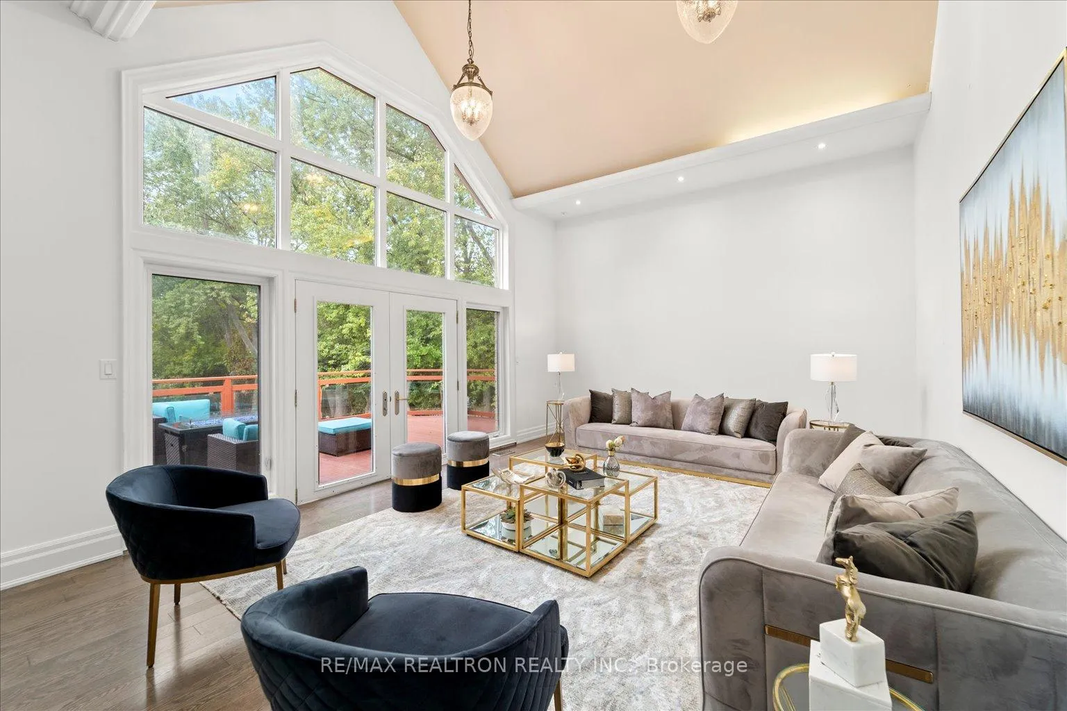 Photo 25 of 48 Arnold Avenue, Vaughan, Crestwood-Springfarm-Yorkhill — HOMEH
