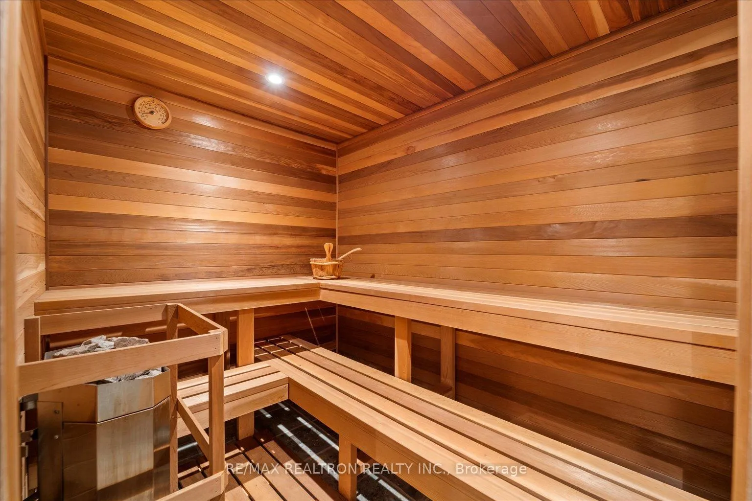 Photo 45 of 48 Arnold Avenue, Vaughan, Crestwood-Springfarm-Yorkhill — HOMEH