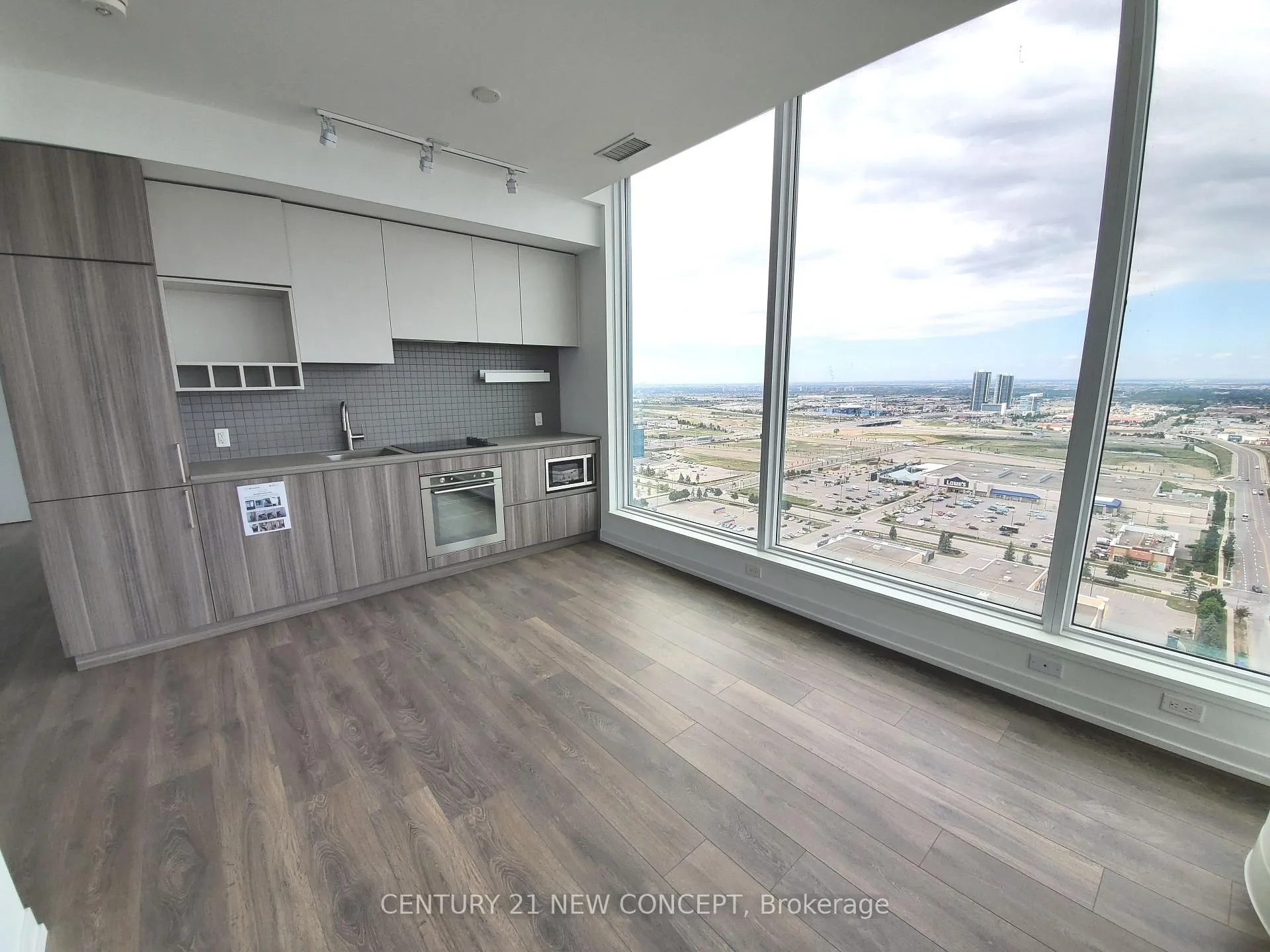 Photo 6 of Unit 2910, 898 Portage Parkway, Vaughan, Concord — HOMEH