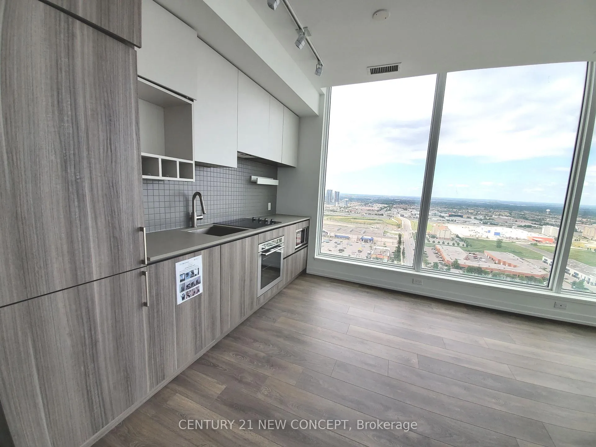 Photo 11 of Unit 2910, 898 Portage Parkway, Vaughan, Concord — HOMEH