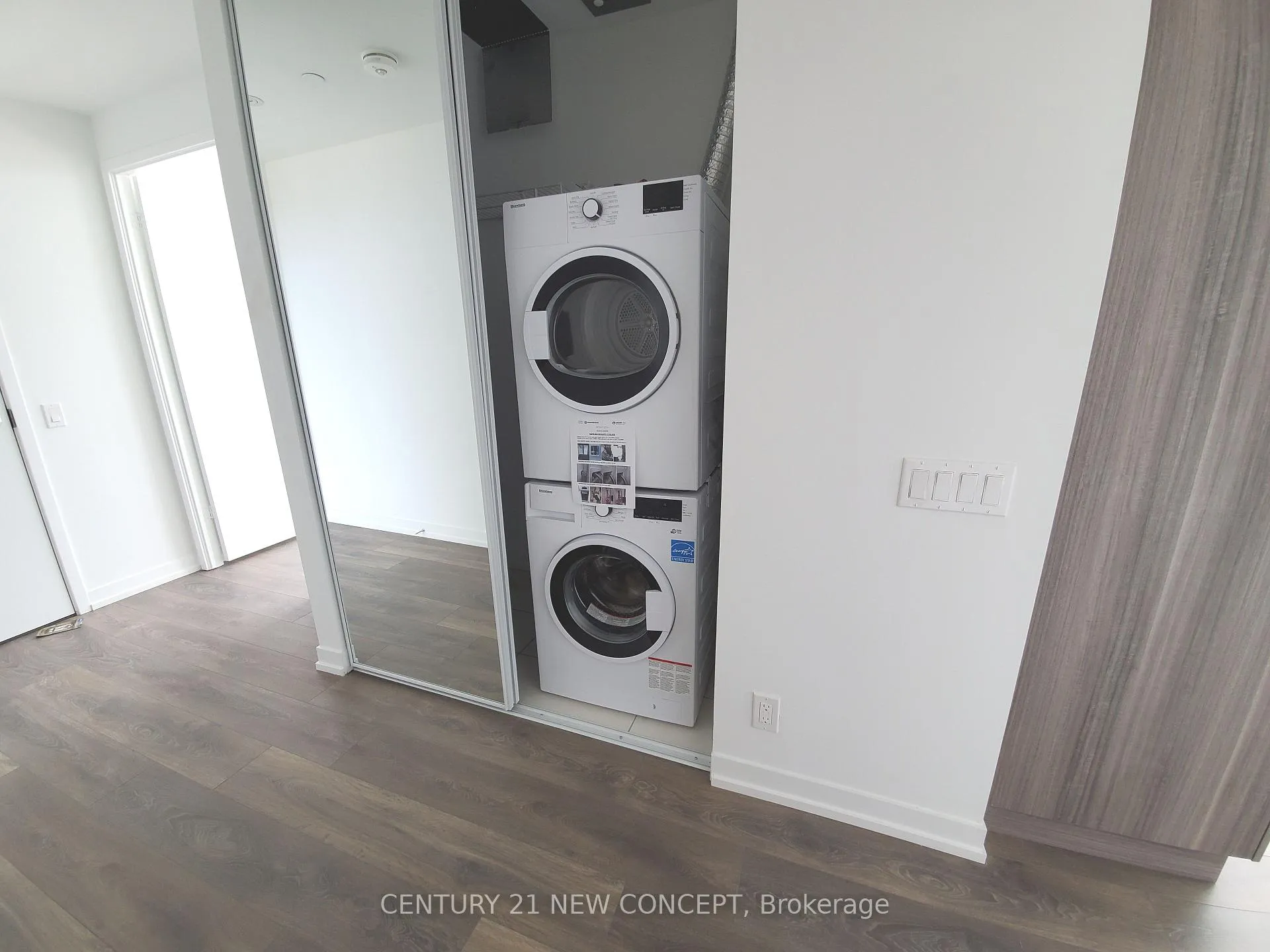 Photo 14 of Unit 2910, 898 Portage Parkway, Vaughan, Concord — HOMEH