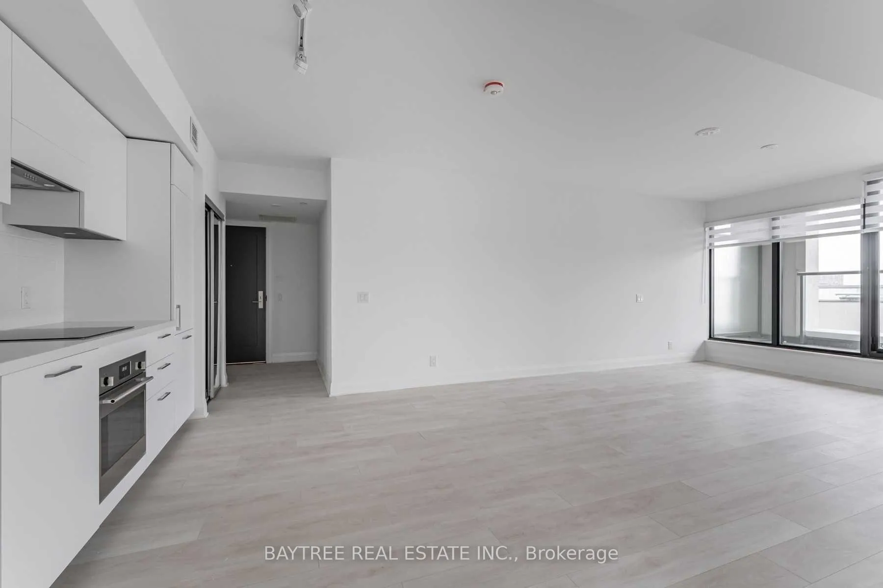 Photo 6 of Unit 312, 33 Frederick Todd Way, Toronto, Thorncliffe Park — HOMEH