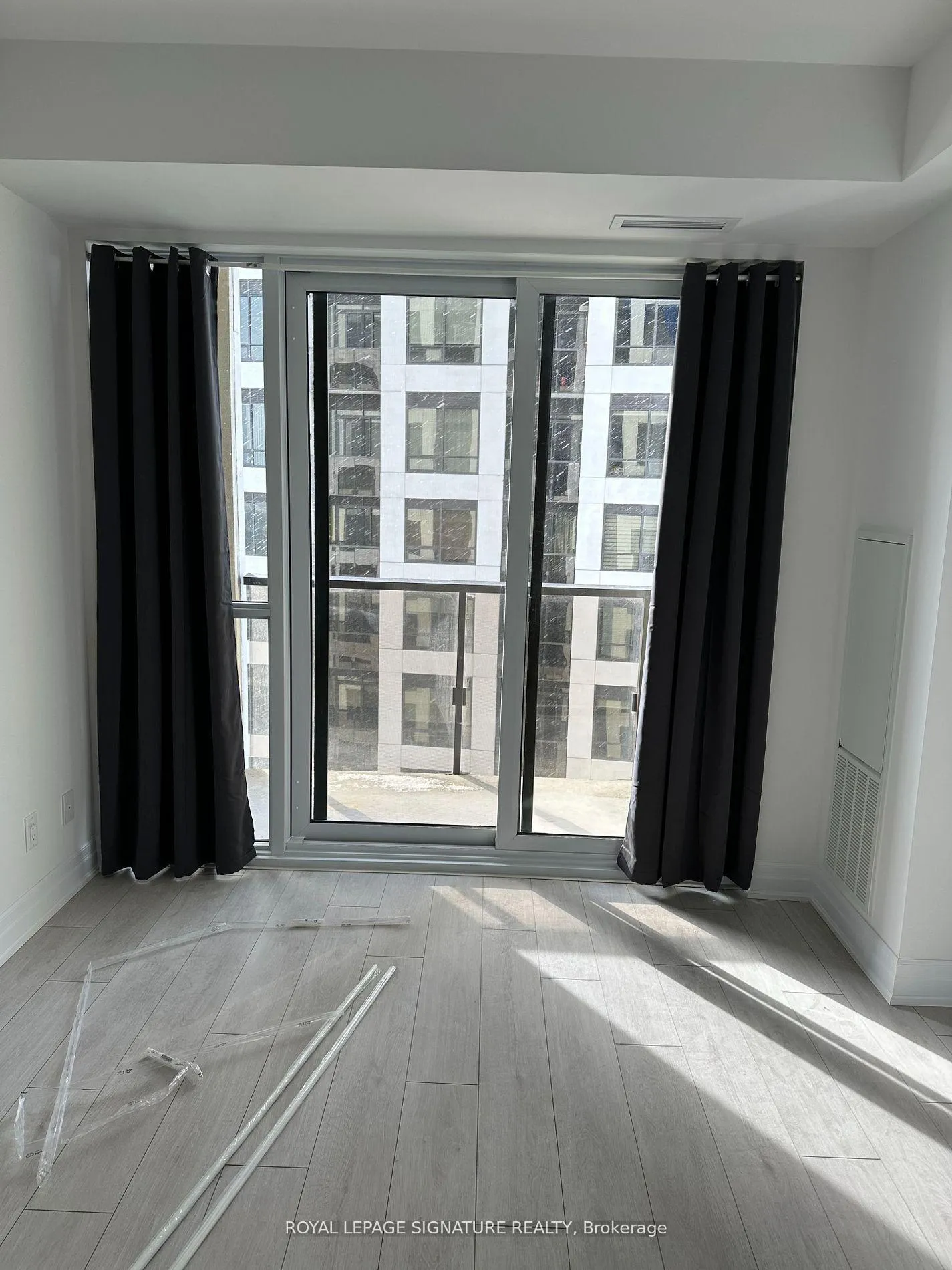 Photo 10 of Unit 2810, 30 Elm Drive W, Mississauga, City Centre — HOMEH