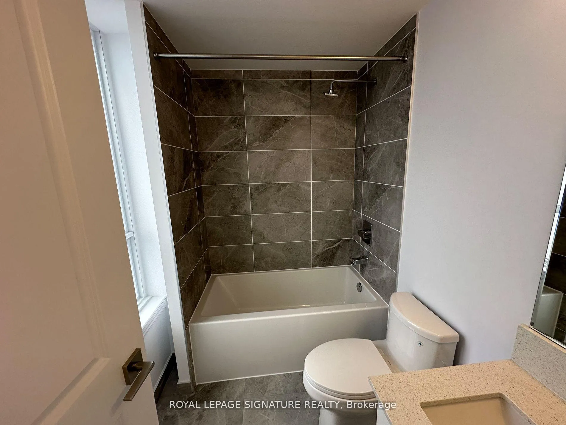 Photo 23 of Unit 2810, 30 Elm Drive W, Mississauga, City Centre — HOMEH