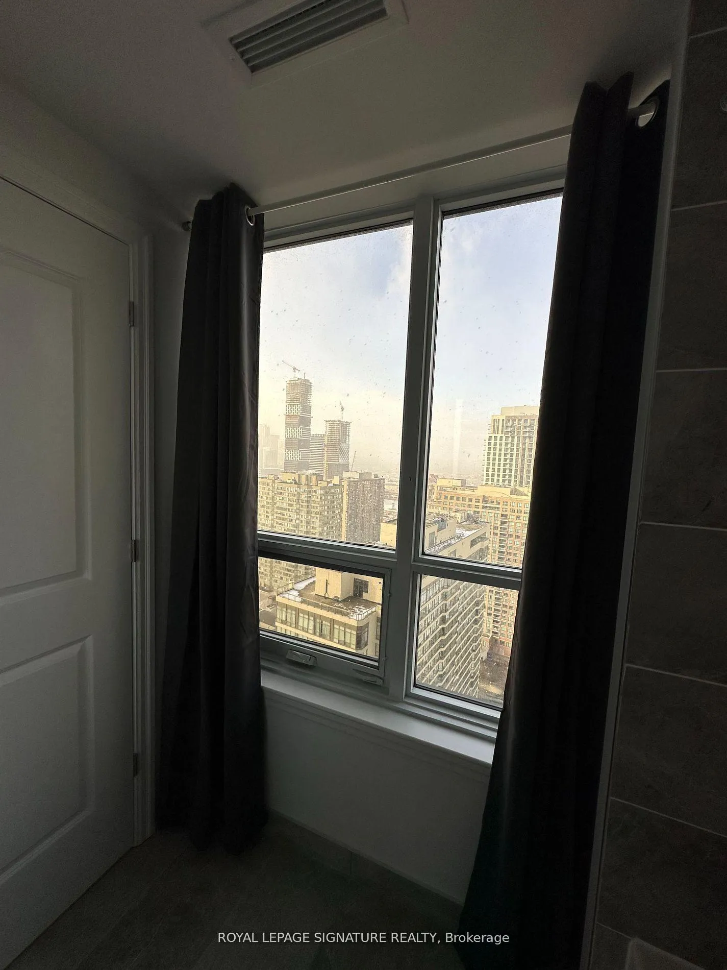 Photo 24 of Unit 2810, 30 Elm Drive W, Mississauga, City Centre — HOMEH