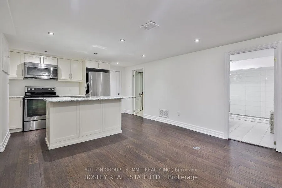 Photo 2 of Unit Basement, 136 Regina Avenue, Toronto, Englemount-Lawrence — HOMEH