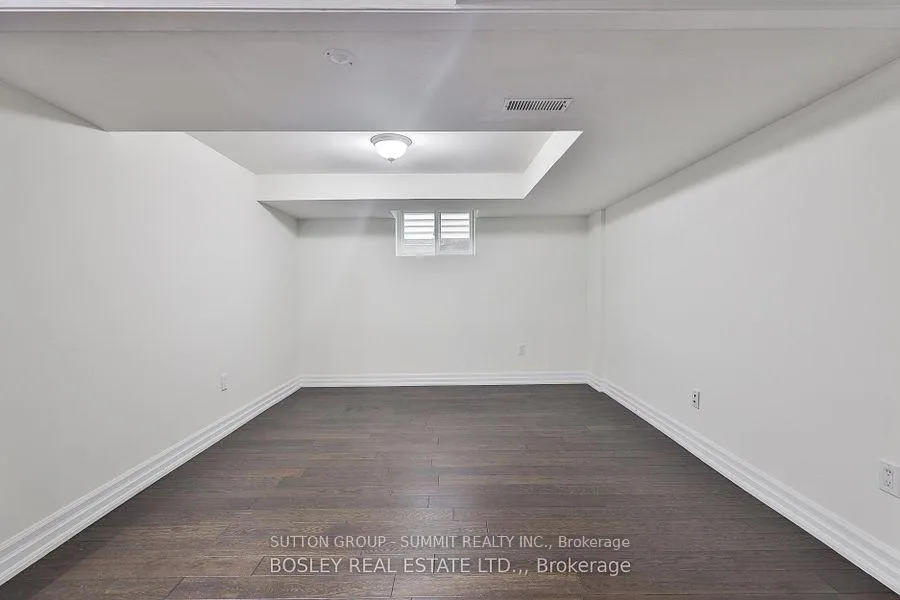 Photo 6 of Unit Basement, 136 Regina Avenue, Toronto, Englemount-Lawrence — HOMEH