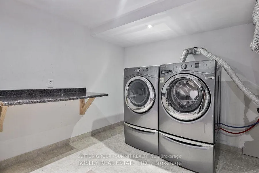 Photo 10 of Unit Basement, 136 Regina Avenue, Toronto, Englemount-Lawrence — HOMEH