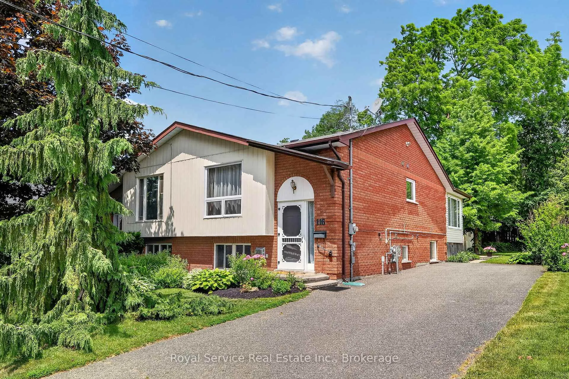 Photo 1 of 116 James Street E, Cobourg — HOMEH