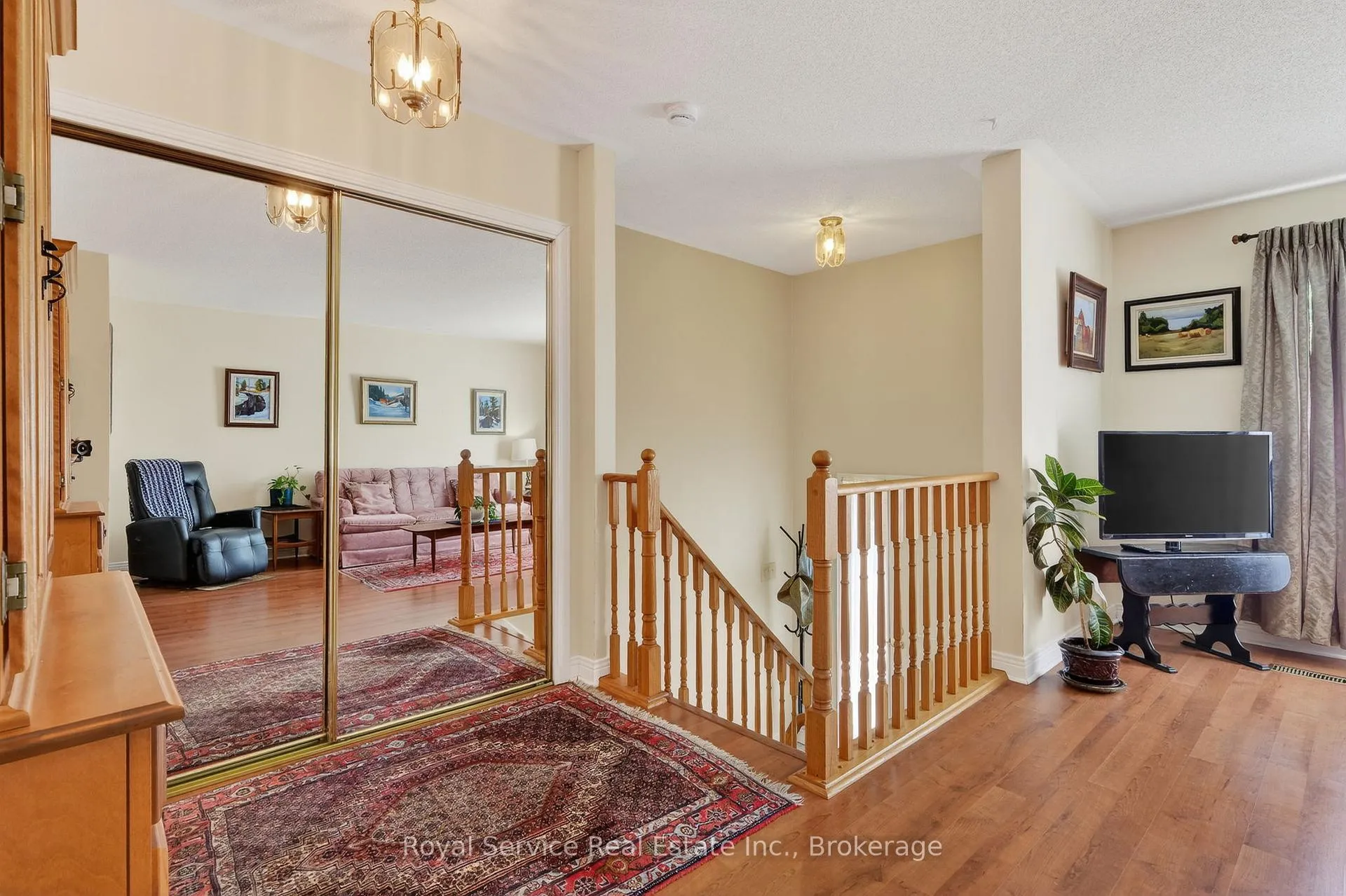 Photo 3 of 116 James Street E, Cobourg — HOMEH