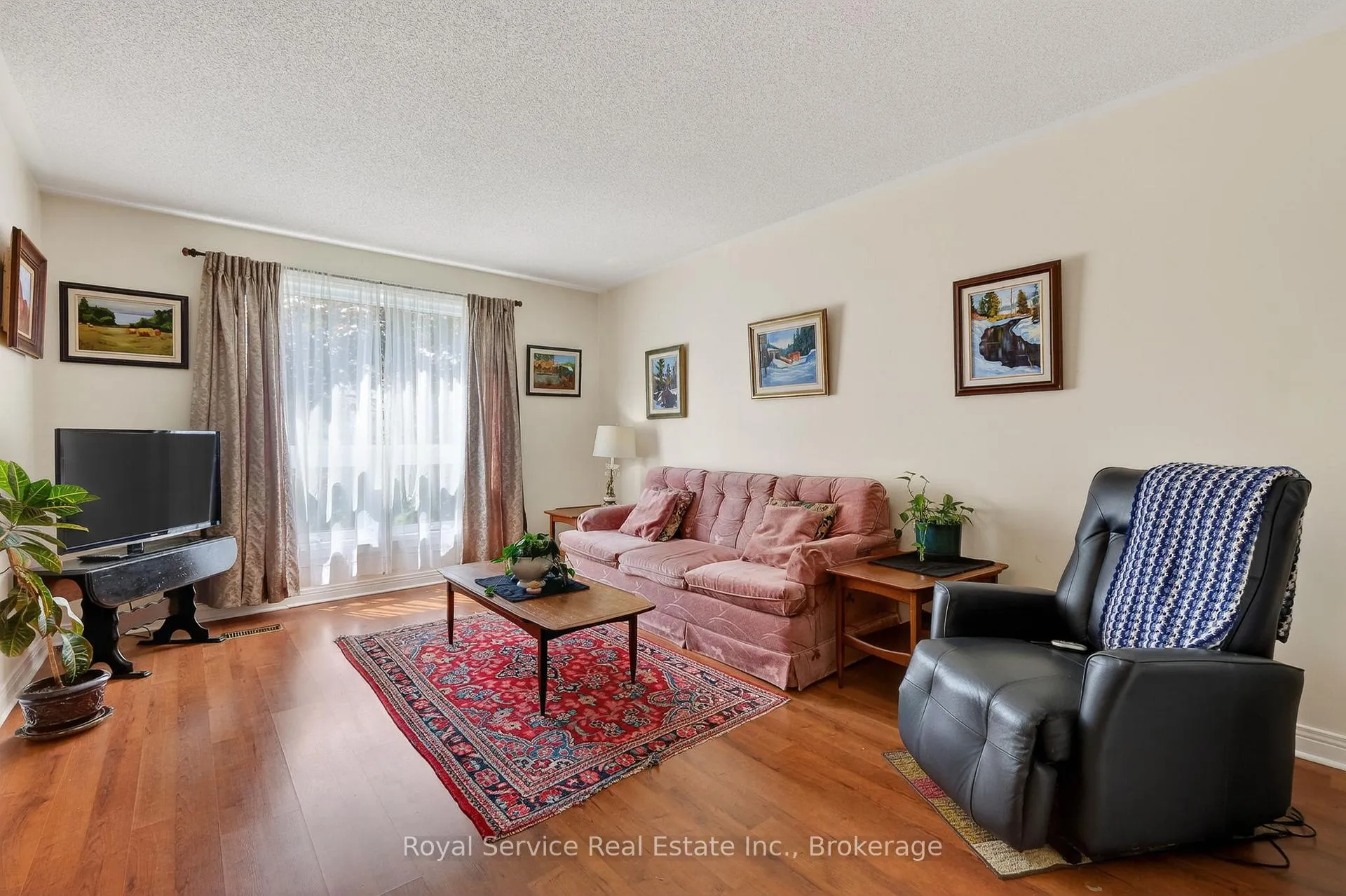 Photo 5 of 116 James Street E, Cobourg — HOMEH