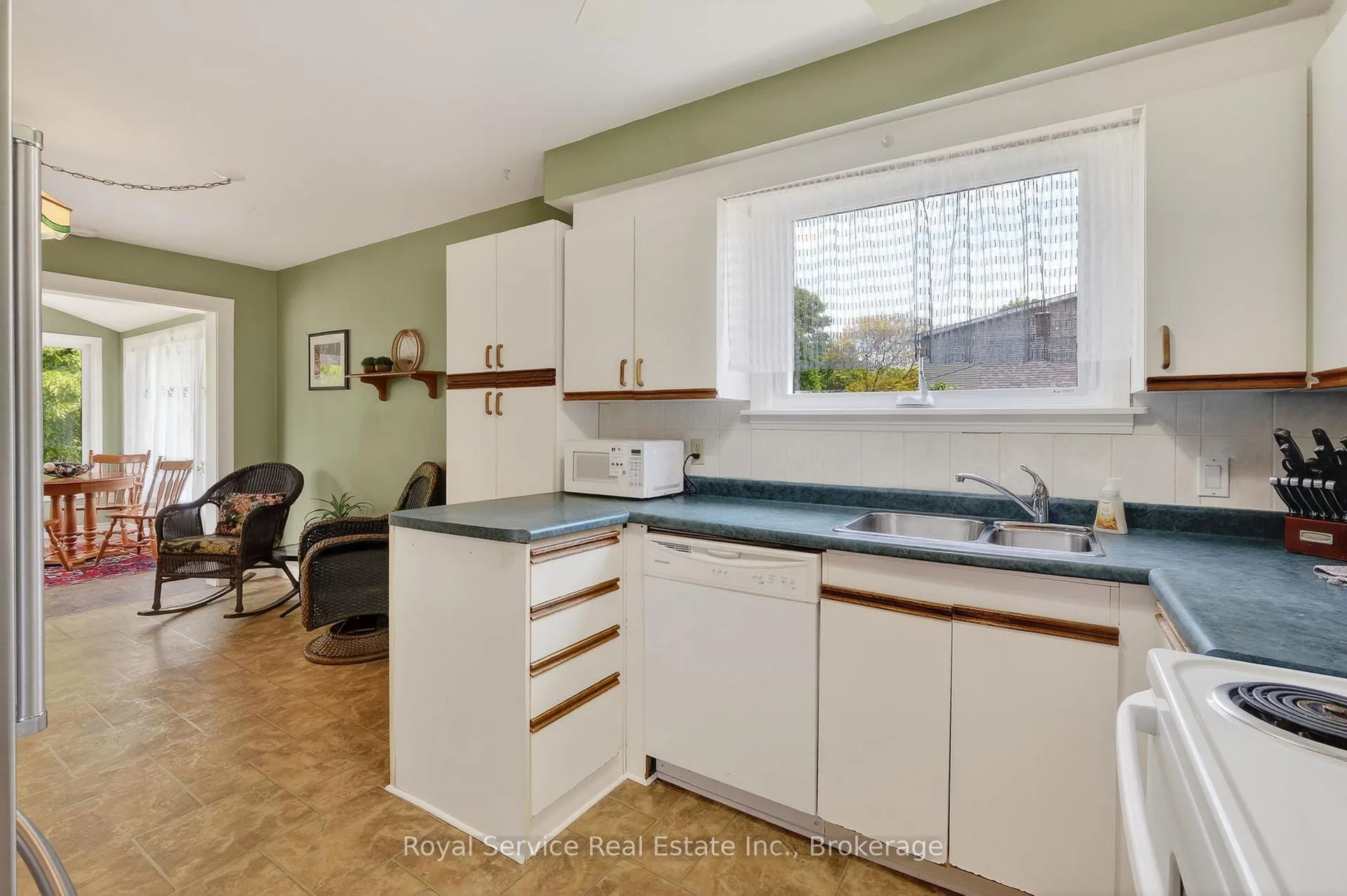 Photo 9 of 116 James Street E, Cobourg — HOMEH