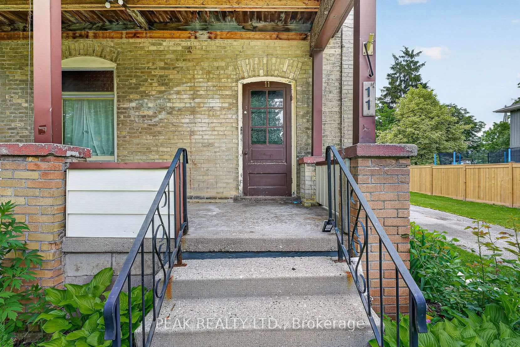 Photo 3 of 11 Byron Street, Wilmot — HOMEH