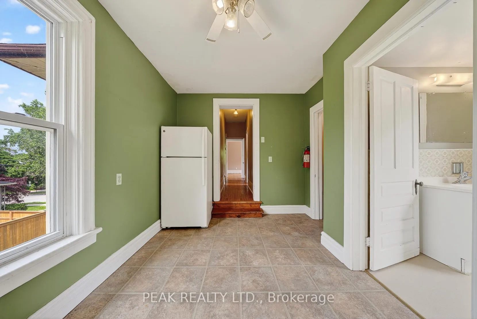 Photo 22 of 11 Byron Street, Wilmot — HOMEH