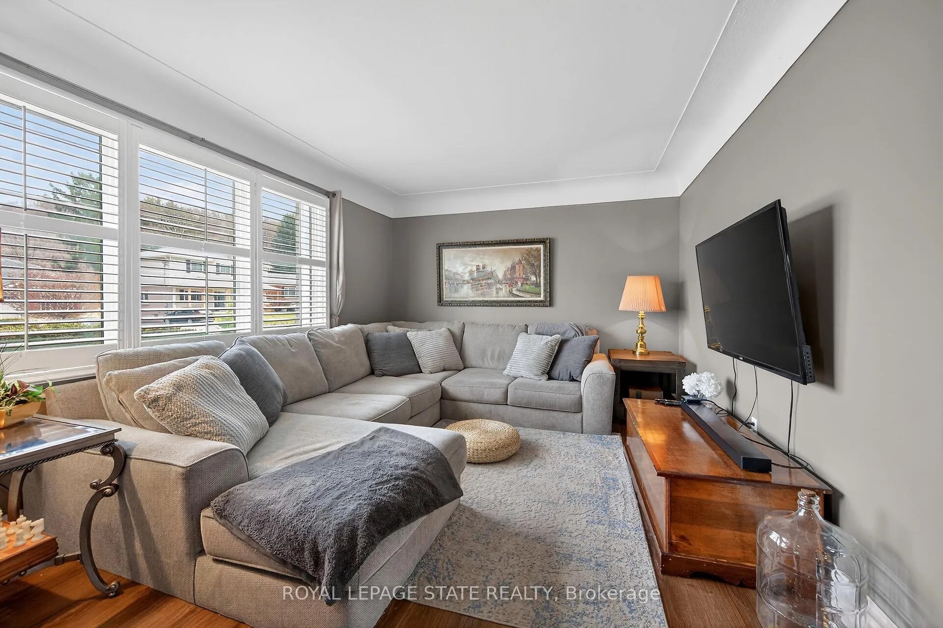 Photo 7 of 22 Marion Place, Hamilton, Stoney Creek — HOMEH