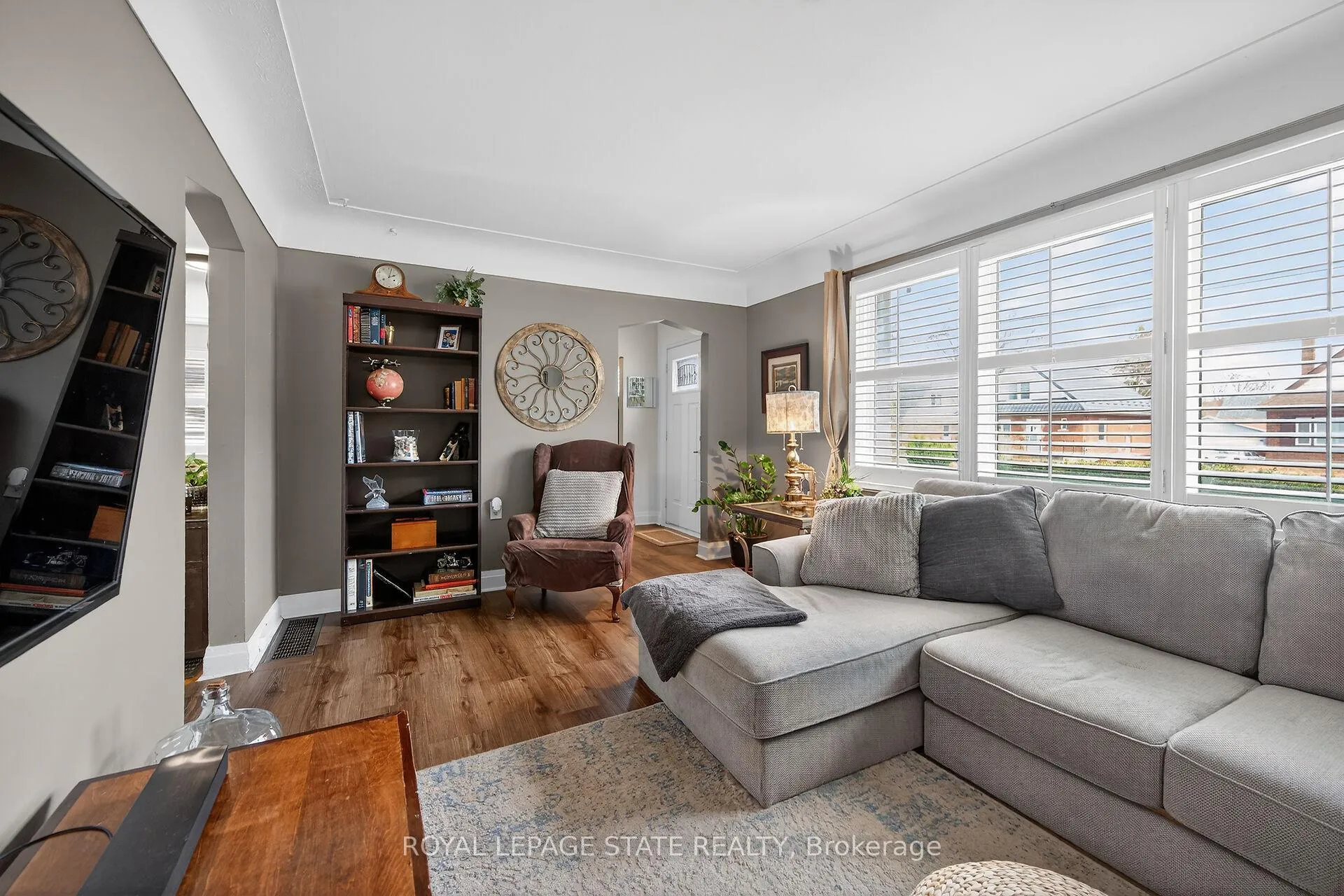 Photo 8 of 22 Marion Place, Hamilton, Stoney Creek — HOMEH