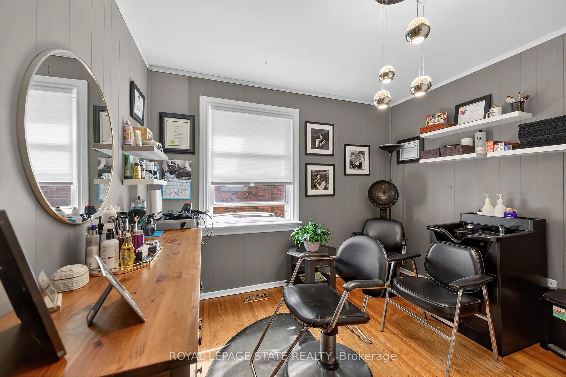 Photo 14 of 22 Marion Place, Hamilton, Stoney Creek — HOMEH