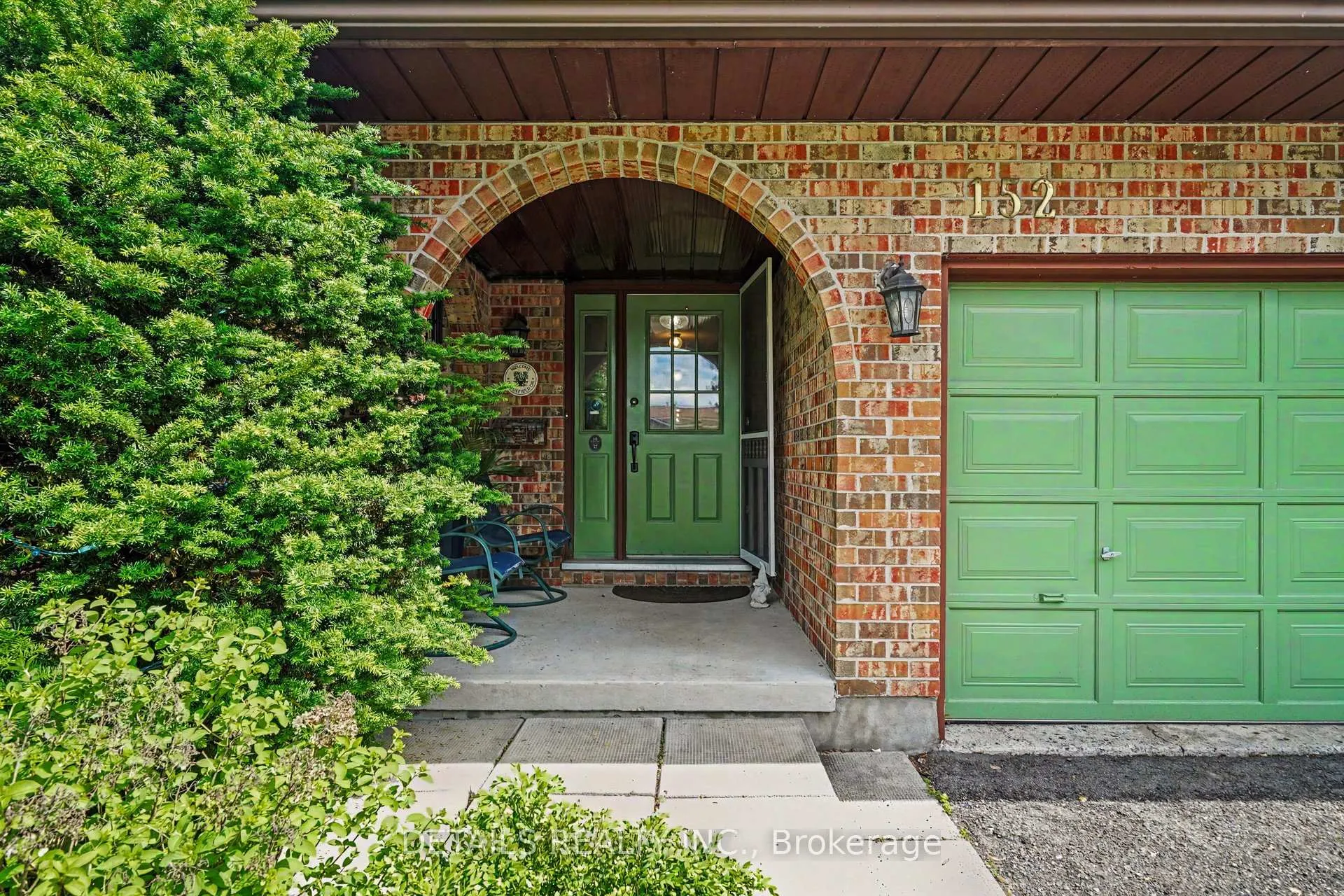 Photo 5 of 152 Foxfield Drive, Ottawa, Barrhaven - Knollsbrook — HOMEH