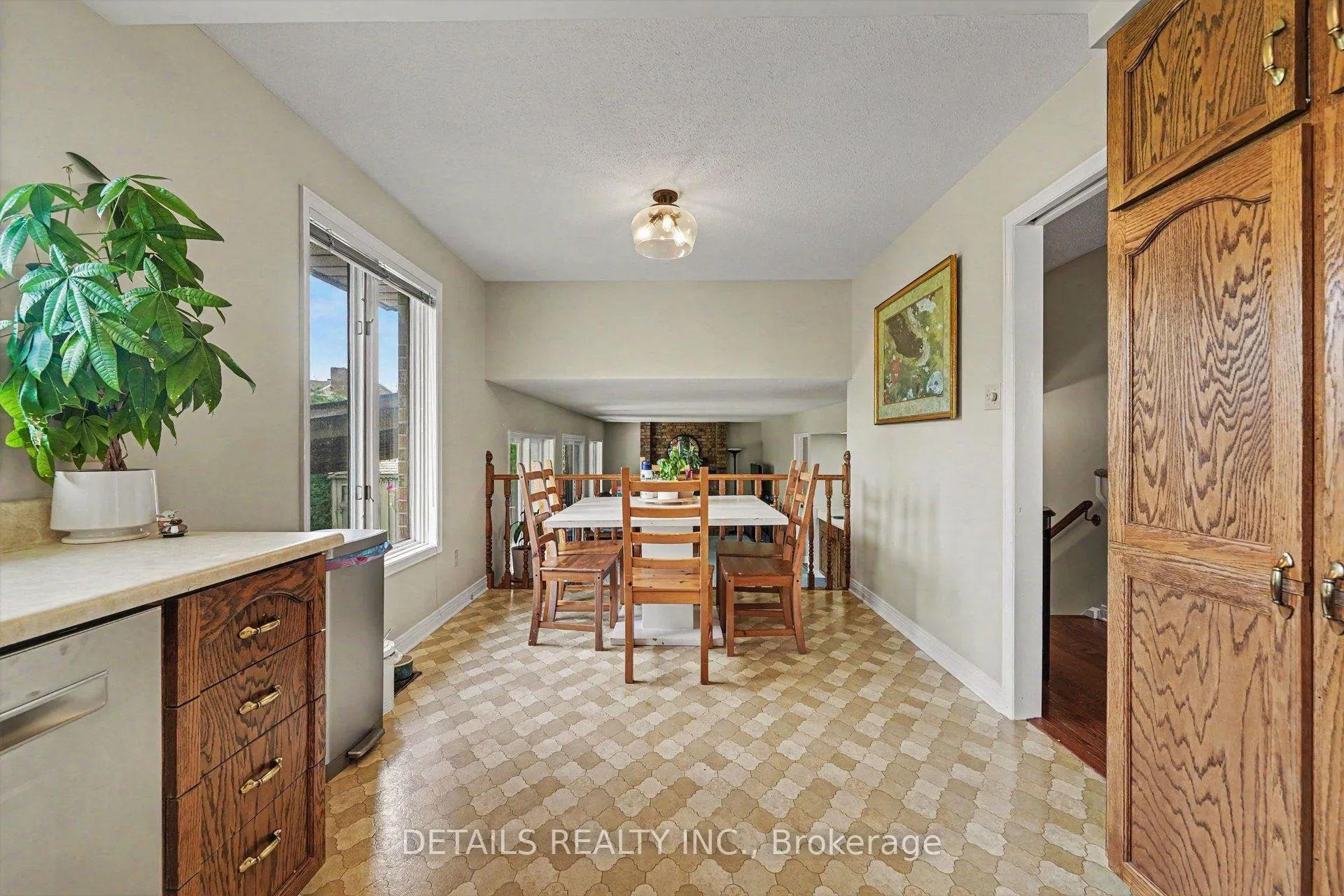 Photo 12 of 152 Foxfield Drive, Ottawa, Barrhaven - Knollsbrook — HOMEH