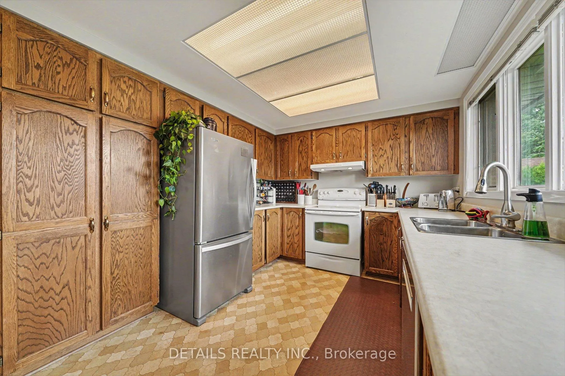 Photo 15 of 152 Foxfield Drive, Ottawa, Barrhaven - Knollsbrook — HOMEH