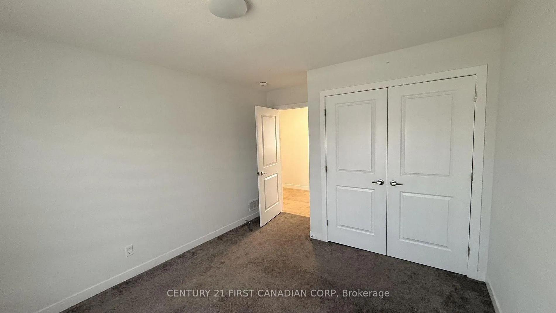Photo 13 of 3395 Regiment Road, London, South V — HOMEH