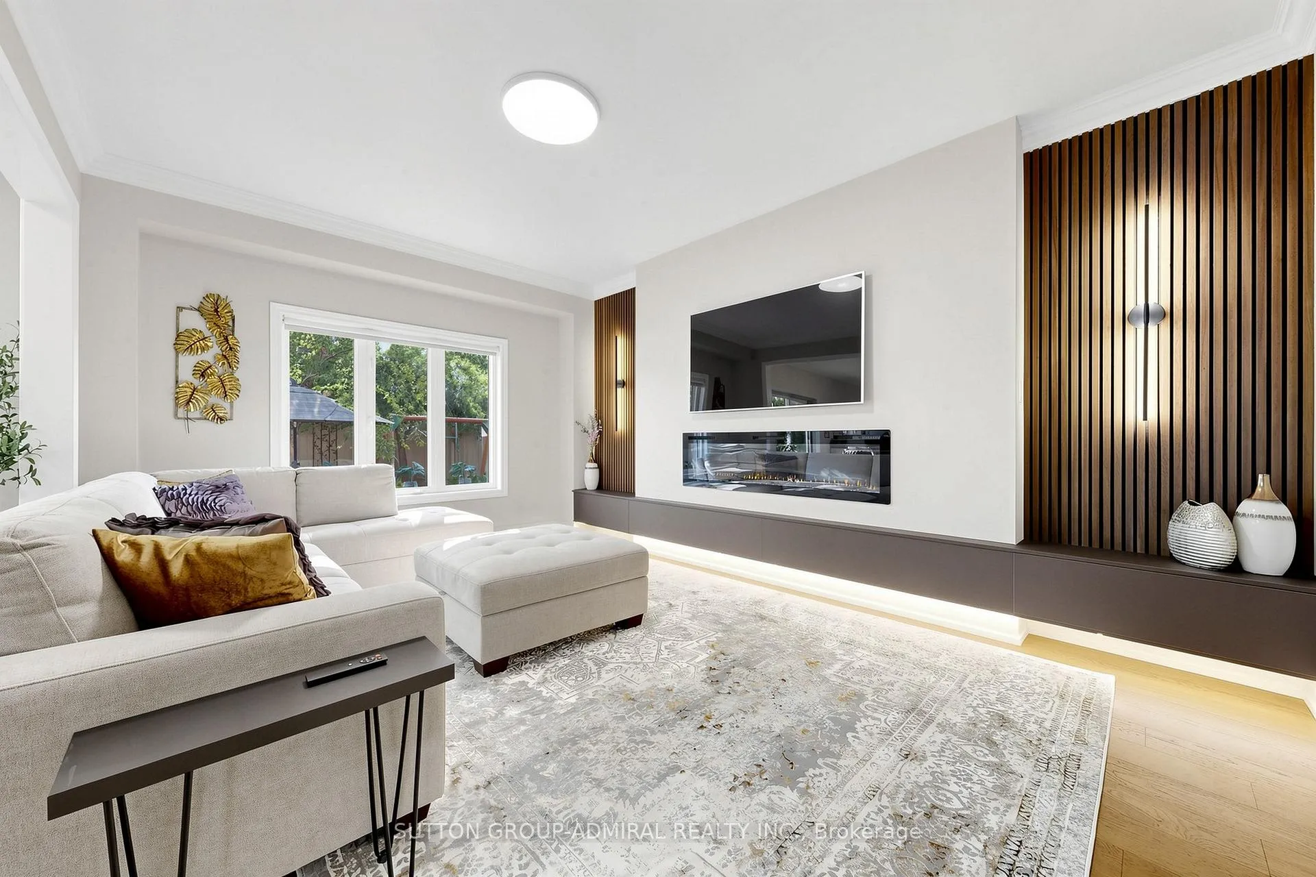 Photo 6 of 16 Cherry Bush Road, Vaughan, Patterson — HOMEH