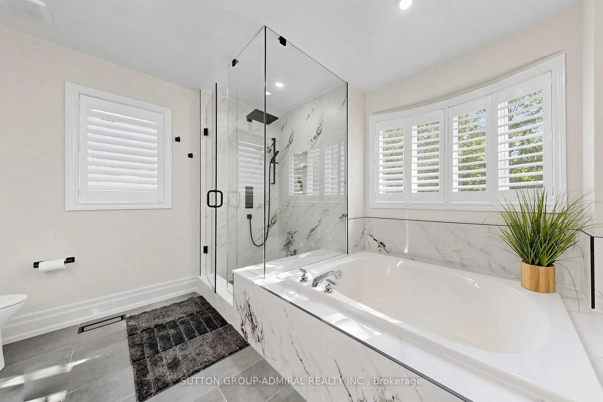 Photo 25 of 16 Cherry Bush Road, Vaughan, Patterson — HOMEH