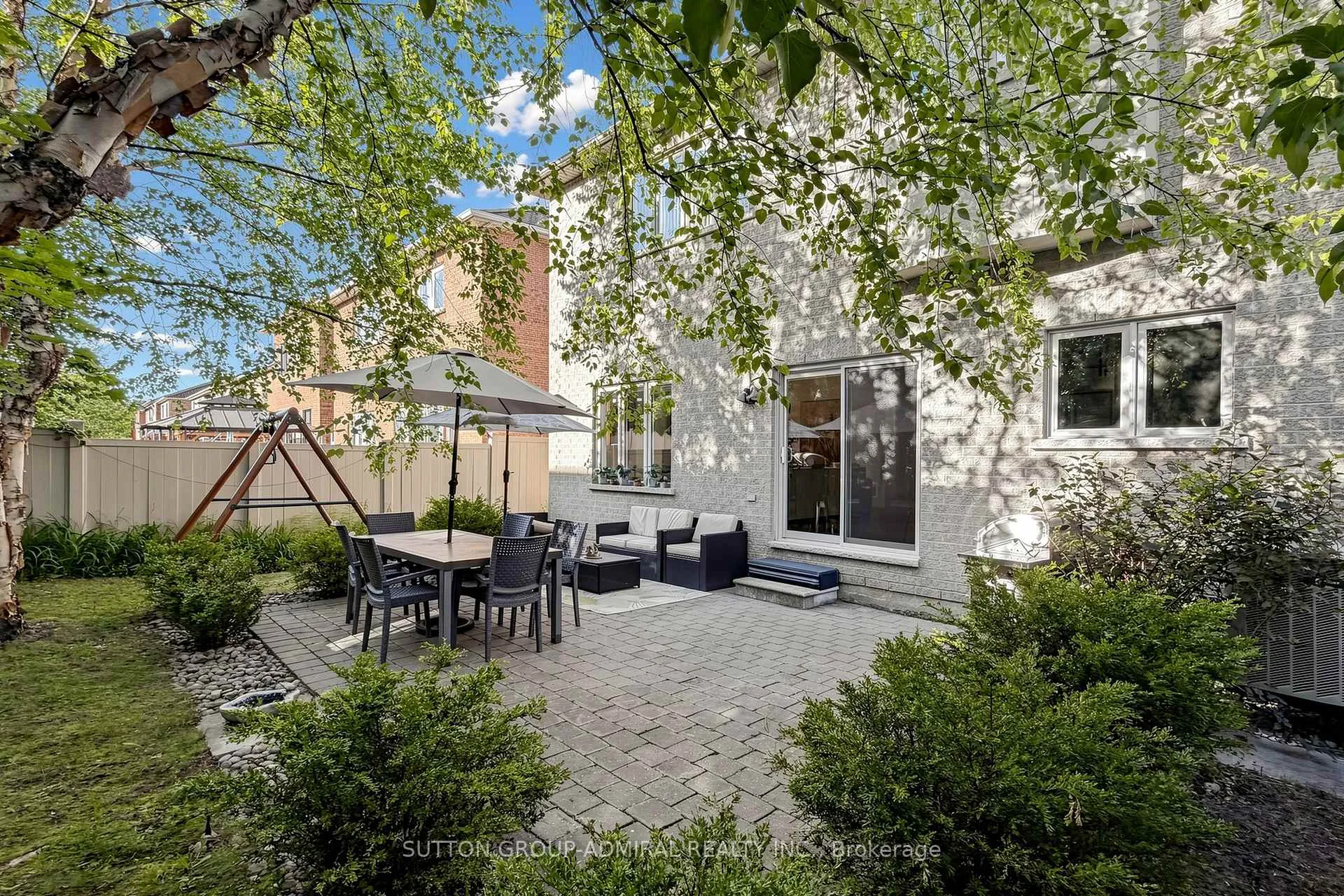 Photo 40 of 16 Cherry Bush Road, Vaughan, Patterson — HOMEH