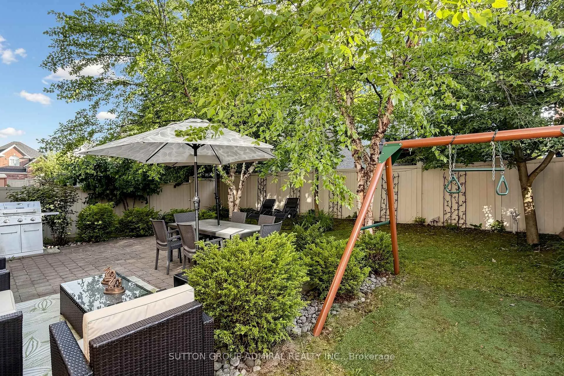 Photo 45 of 16 Cherry Bush Road, Vaughan, Patterson — HOMEH