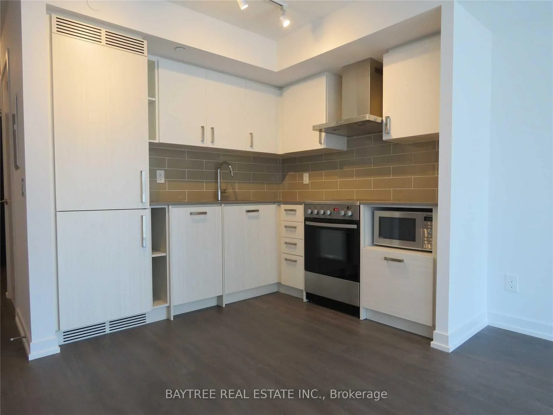 Photo 1 of Unit 1707, 125 Redpath Avenue, Toronto, Mount Pleasant West — HOMEH