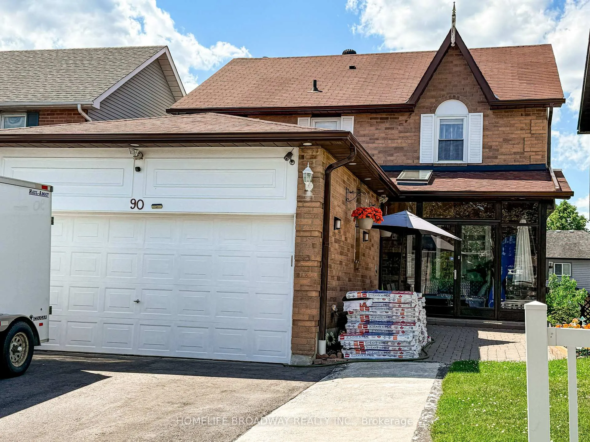 Photo 1 of 90 Chapman Drive, Ajax, Central — HOMEH