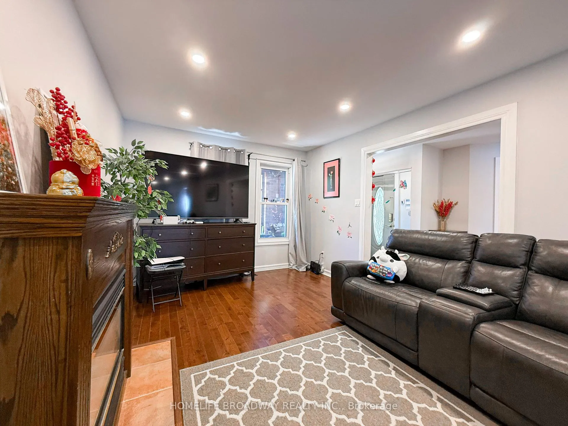Photo 15 of 90 Chapman Drive, Ajax, Central — HOMEH