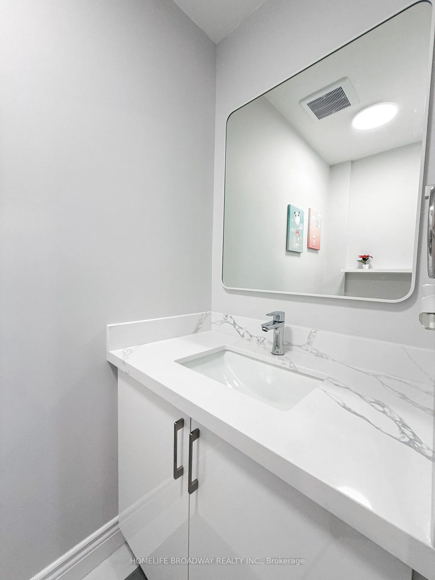 Photo 25 of 90 Chapman Drive, Ajax, Central — HOMEH