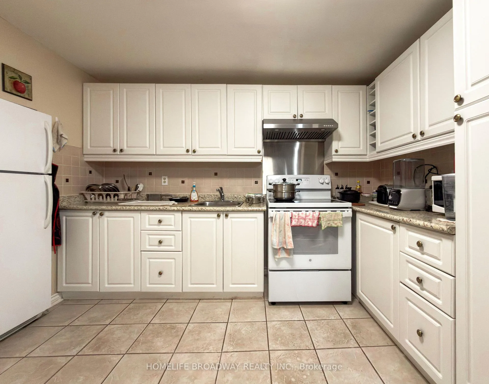 Photo 36 of 90 Chapman Drive, Ajax, Central — HOMEH