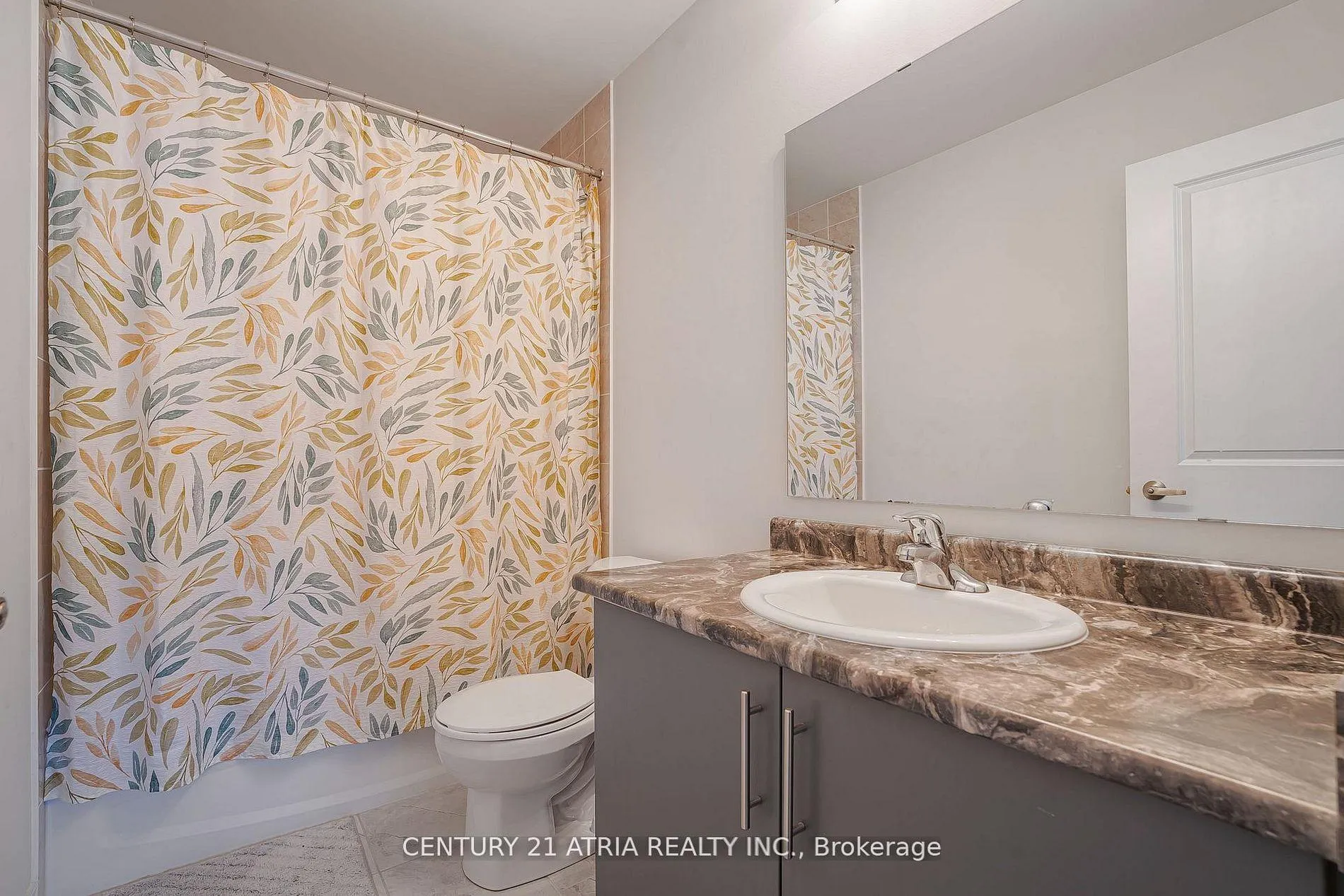 Photo 21 of 1469 Davis Loop, Innisfil, Lefroy — HOMEH